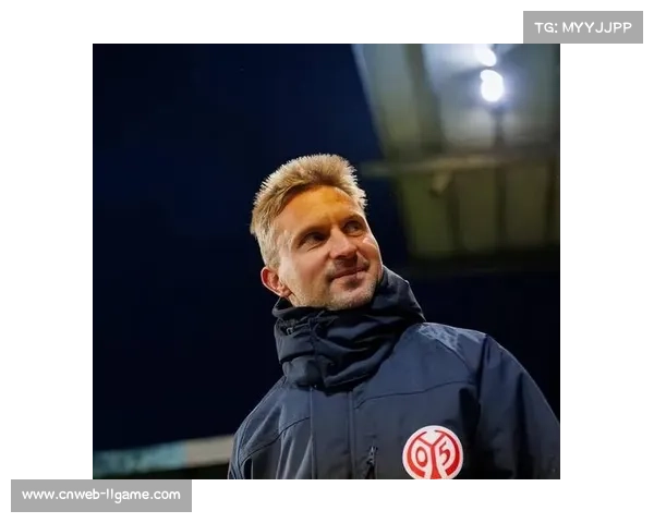 美因茨临时主帅霍夫曼的48小时：从U23训练场到保级火线